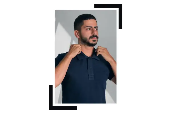 Gömlek Yaka Penye T-Shirt